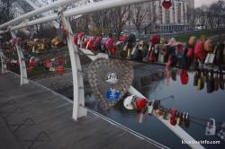 locks competition on the bridge of love