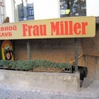 Frau Miller